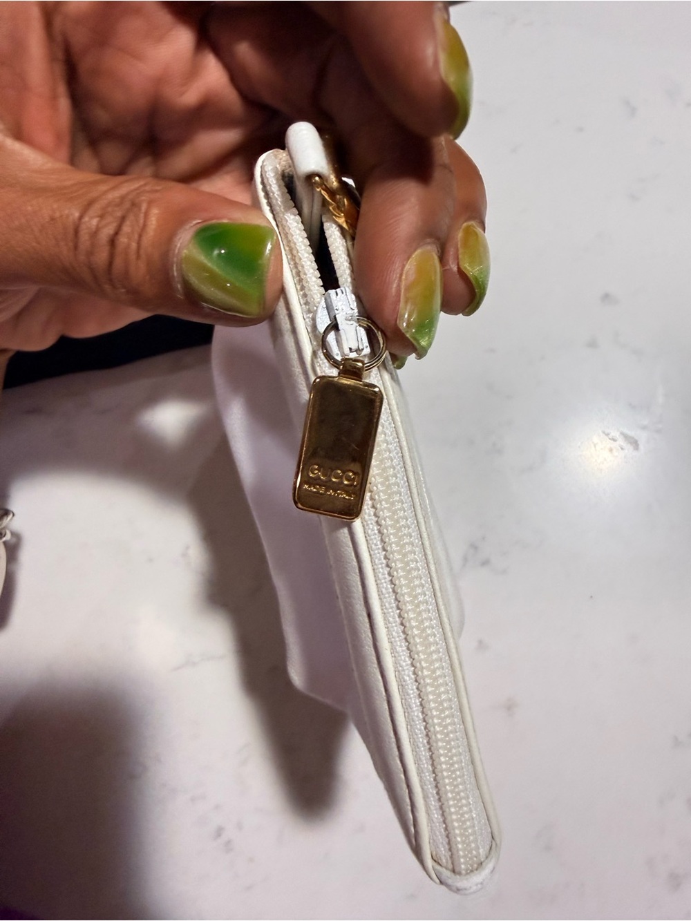Gucci White Leather Mini Coin Pouch with Gold Zipper - Picture 3 of 13